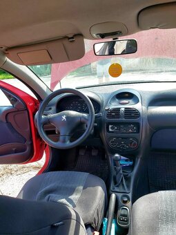 Prodam Peugeot 206 1.4 benzín - 9