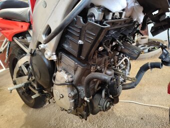 Yamaha R1 2000 zadřený motor - 9