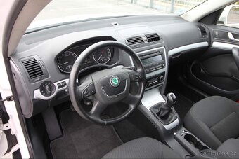 OCTAVIA 2, 2.0Tdi-103kw+CR,FAMILY,Xenon,Swing,Tažné,PDC,r16 - 9
