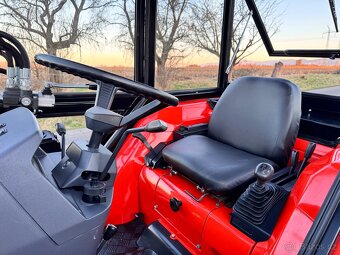 Japonský traktor KUBOTA GL 23 Diesel 3 válec, 23HP - 9