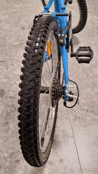 Dětské kolo Btwin Racing boy 320
- 9