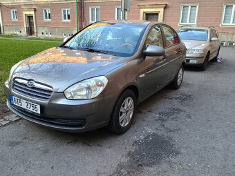 Hyundai Accent - 9