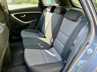 Hyundai i30 KOMBI 1.6i 88KW ČR - 9