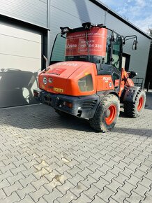 Kolový nakladač Kubota R065 HW - 9