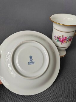 Nádherný porcelanovy šálek na čokoládu od manufaktury Kaiser - 9