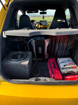 Fiat 500 Abarth / 245 000,- - 9