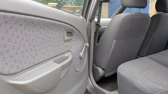 Kia Rio combi 2004 1.4 benzínové motor - 9