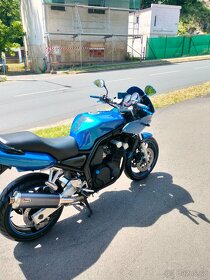 Yamaha 600 fzs rj02 70kw 5/2001 - 9