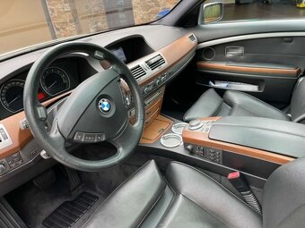 BMW 750i e65 - 9