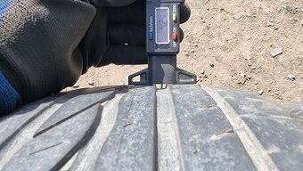 Letní pneu 215/45/16 Bridgestone - 9