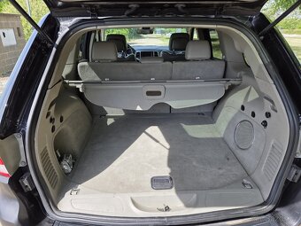 Jeep Grand Cherokee, 5.7 V8 HEMI - 9