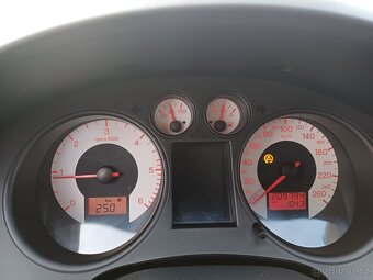 Seat Ibiza CUPRA 1.9tdi - 9