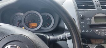 RAV4 - 9