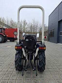 Malotraktor Tauros ZX25 4x4 - 9