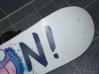 PĚKNÝ SNOWBOARD BURTON CHOPPER 110 CM+VÁZÁNÍ BURTON - 9