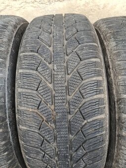 Zimní 205/60/16 Ford - 9