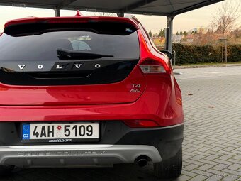 Volvo V40 Cross Country / T4 132 kW / automat / 4x4 - 9