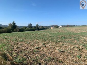 Prodej stavebního pozemku v Postupicích - 9