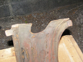 Prodám kryt klikovky ze stabilního motoru. - 9