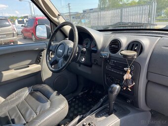 Jeep Cherokee 2.8 CRD 4X4 - 9