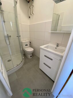 Pronájem kompletně zrekonstruované garsoniery, 21 m2, Kladno - 9