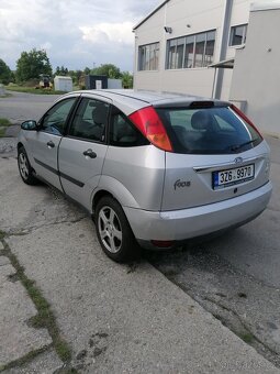 Ford focus ghia 1.6 dily - 9