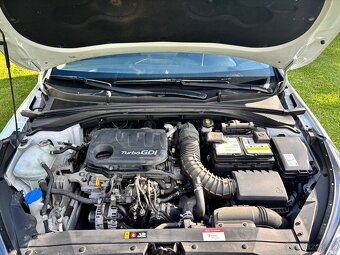 Kia Ceed - 9