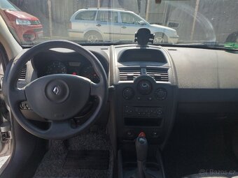 RENAULT MEGANE 1,6 16 V,KLIMA,ESP,ABS,MÁLO NAJETO - 9