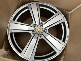 PORSCHE CAYENNE alu kola 22" nové, originál - 9