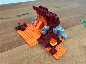 Lego Minecraft Láva - 9