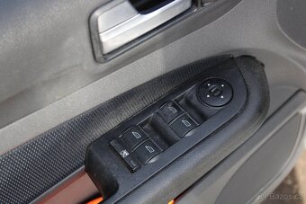 Ford Focus 1,6i 85KW, KLIMA, STK 9/2025, r.v. 2005 - 9