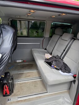 VW Multivan T5.1 2.0TDi 103 kw - 9
