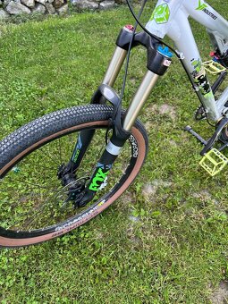 Slopestyle YT Industries PLAY - 9