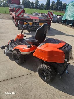 Husqvarna Rider R 214C rok 2022 1825 mth top stav - 9