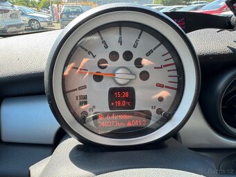 Mini Cooper R56 1.6 - 9