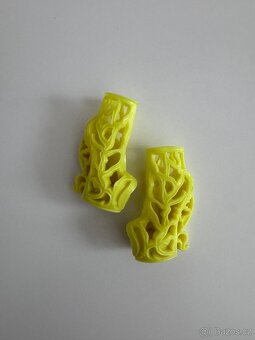 Monster High oblečení a doplňky (různé) - 9