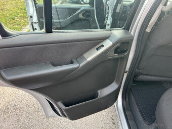 Nissan Pathfinder - 9