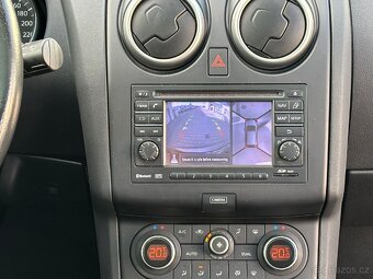 Nissan Qashqai 1.6i R.V.2013 Facelift Panorama - 9