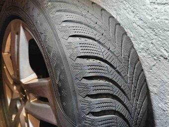 Alu kola zimní Audi A4 7.0J x 17 ET42 8W0 601 025P - 9