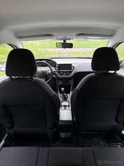 Peugeot 2008 1.2 81kW - 9