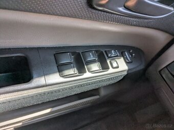 Subaru Forester 2.0 benzín - 9