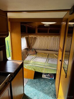 Karavan - 9