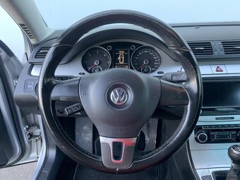 Volkswagen Passat 1.6 TDi , 77 kW nafta, 2009 - 9