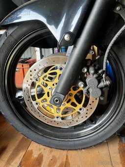 Suzuki VStrom 1000 - 9