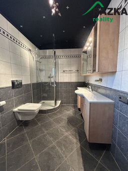 Prodej usedlosti s rozlehlými pozemky v obci Dolní... - 9