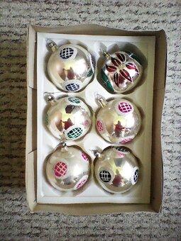 Retro skleněné vánoční ozdoby-11 krabic - 9
