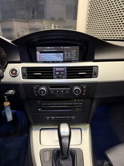 BMW E91 325D 145kW M PAKET Xenon Navi Kůže - 9
