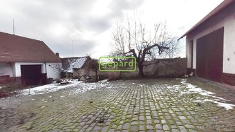 Prodej podílu na rozlehlé usedlosti v Ořechově nedaleko Brna - 9