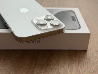 iPhone 15 Pro Max 256gb - 9