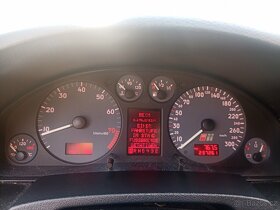 AUDI S6 AVANT Quattro 4,2 V8 250kW - 9